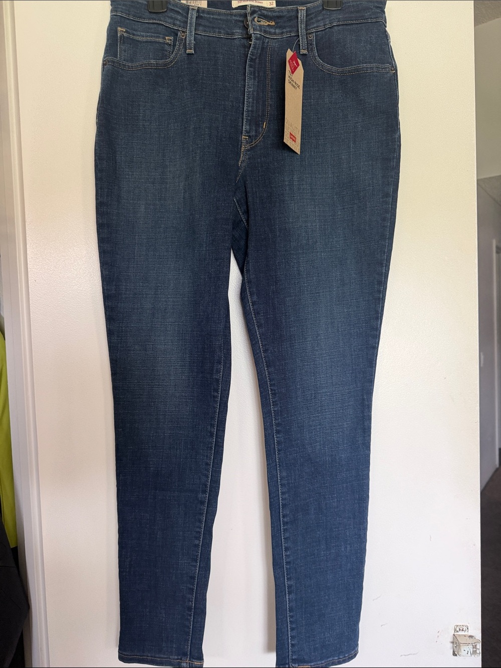 721 High-Rise Levi's Women's Skinny Jeans - Indigo Blue Stretch Denim